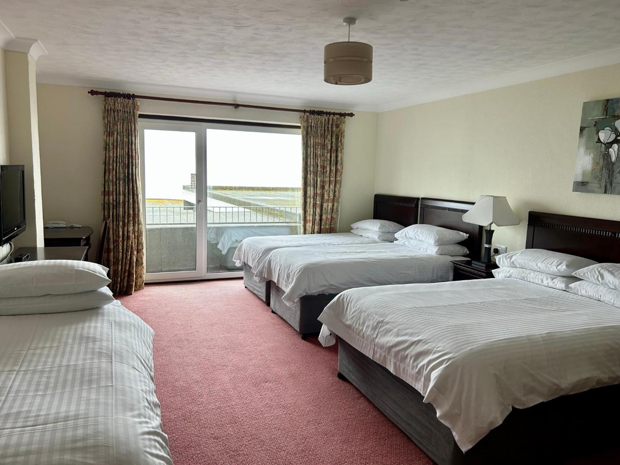 Regent Court - Seafront, Sandown - Free Car Ferry For Bookings Of 3 Or More Nights, Subject To Availability Δωμάτιο φωτογραφία