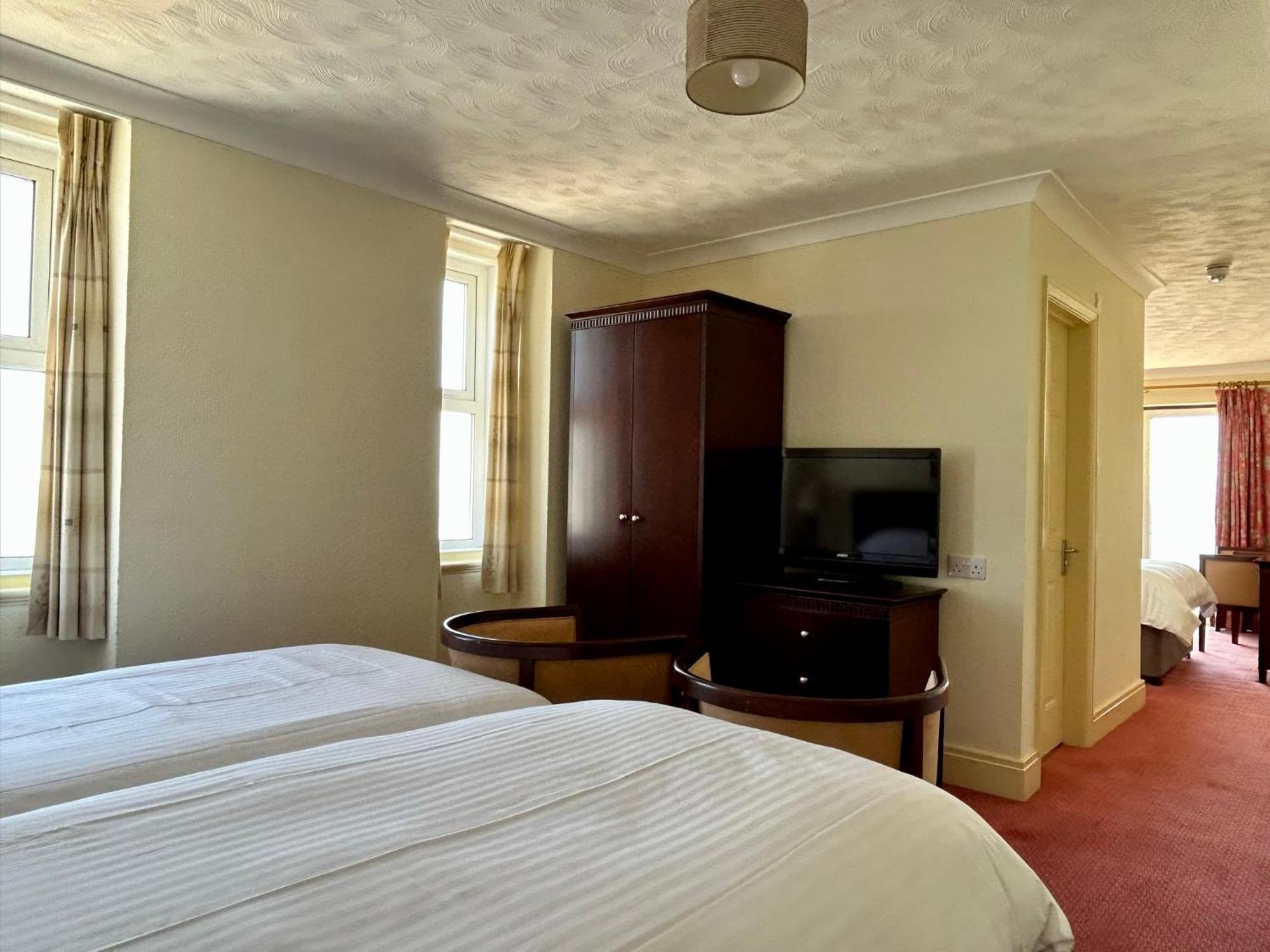 Regent Court - Seafront, Sandown - Free Car Ferry For Bookings Of 3 Or More Nights, Subject To Availability Δωμάτιο φωτογραφία